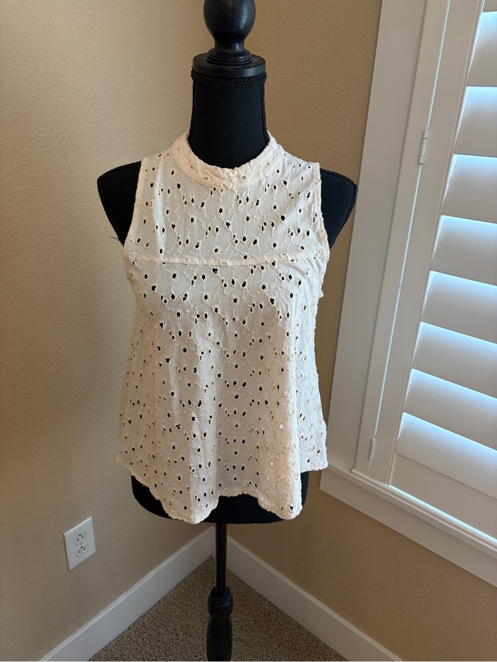 Vintage Free People Eyelet Lace Top Size Small P Flowy Romantic Whimsical U3